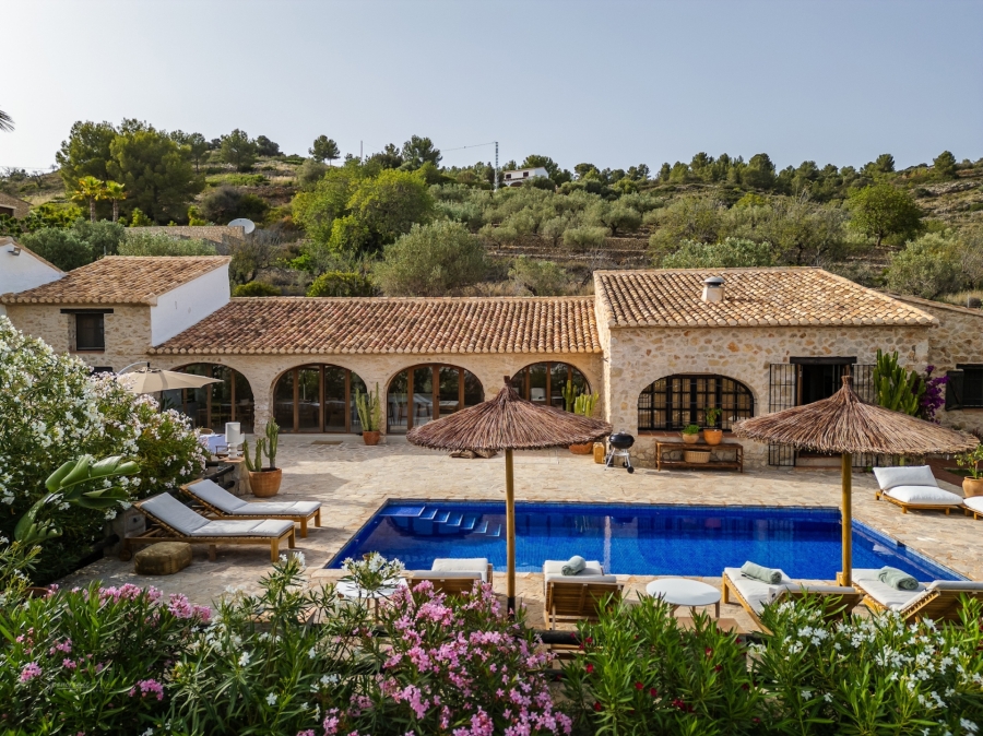 Locatie 2000 - Finca Costa Blanca 