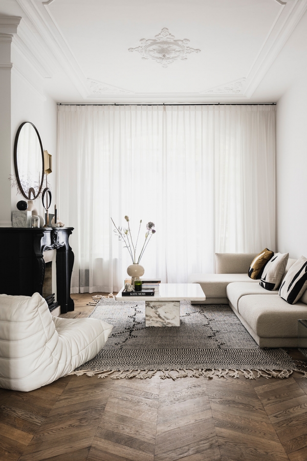 Locatie 1080 - Woonhuis Scheveningen -afwachting Els inschrijfformulier en foto keuken